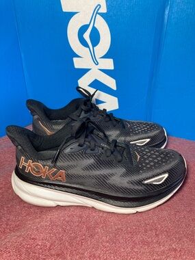 Hoka One One Clifton 9 Performance Running Shoes